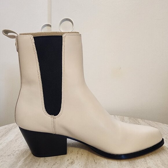 Michael Kors Kinlee Pointed-Toe Pull-On Boo Light Cream 10M - B006 - Picture 3 of 11